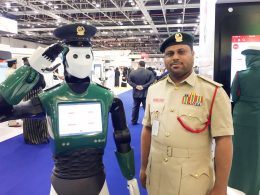 Dubai Polisi Robotlaşıyor