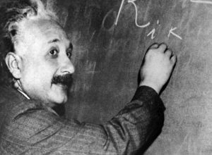 Albert Einstein ve Zaman