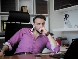 Sedat Sönmez Kimdir?