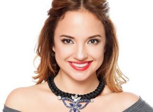 Ayşe Özyılmazel Kimdir?