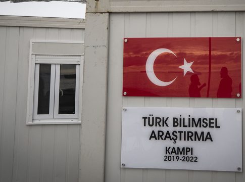 Türkiye Antarktika'da Geçici Bilim Üssünü Kurdu