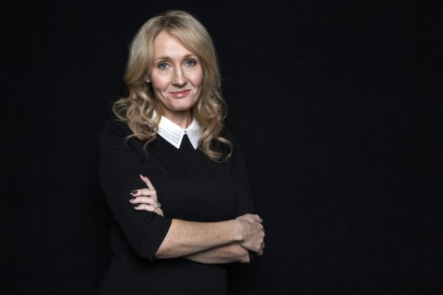 J.K. Rowling Kimdir? (Hayatı)