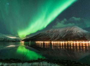 Aurora (Kutup Işıkları) Nedir?