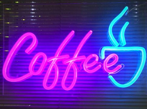 Neon Tabelaların Parlamasını Sağlayan Nedir?